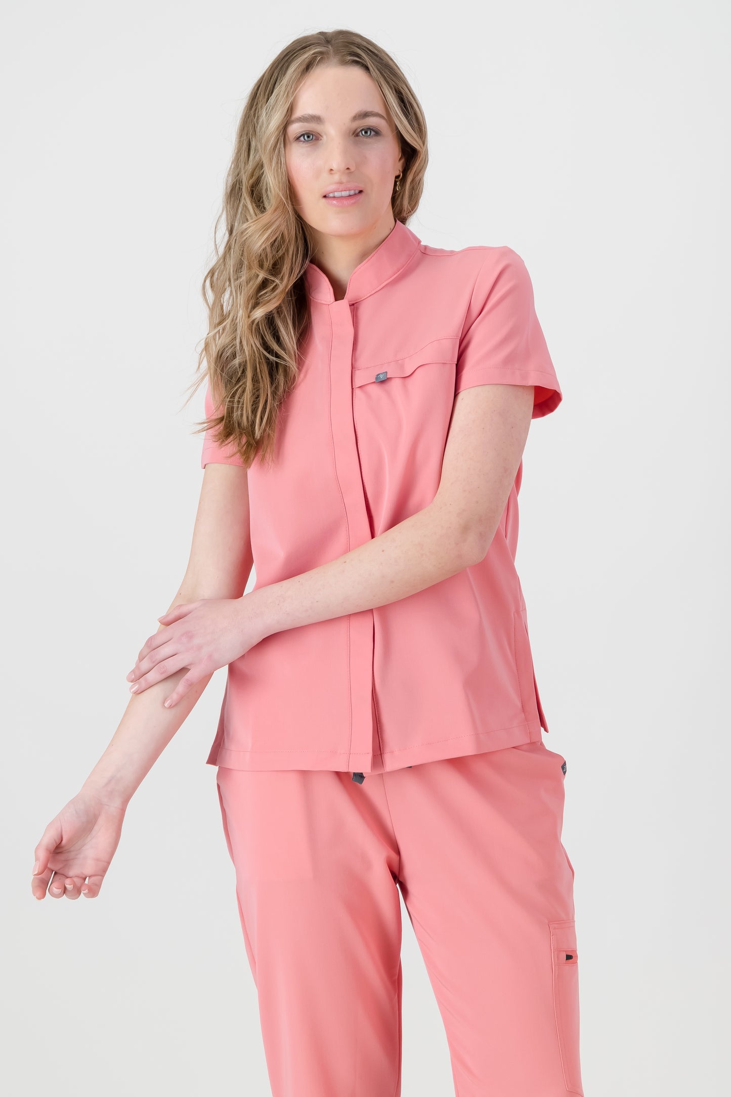 The Charlotte Women's Scrub Top - Coral