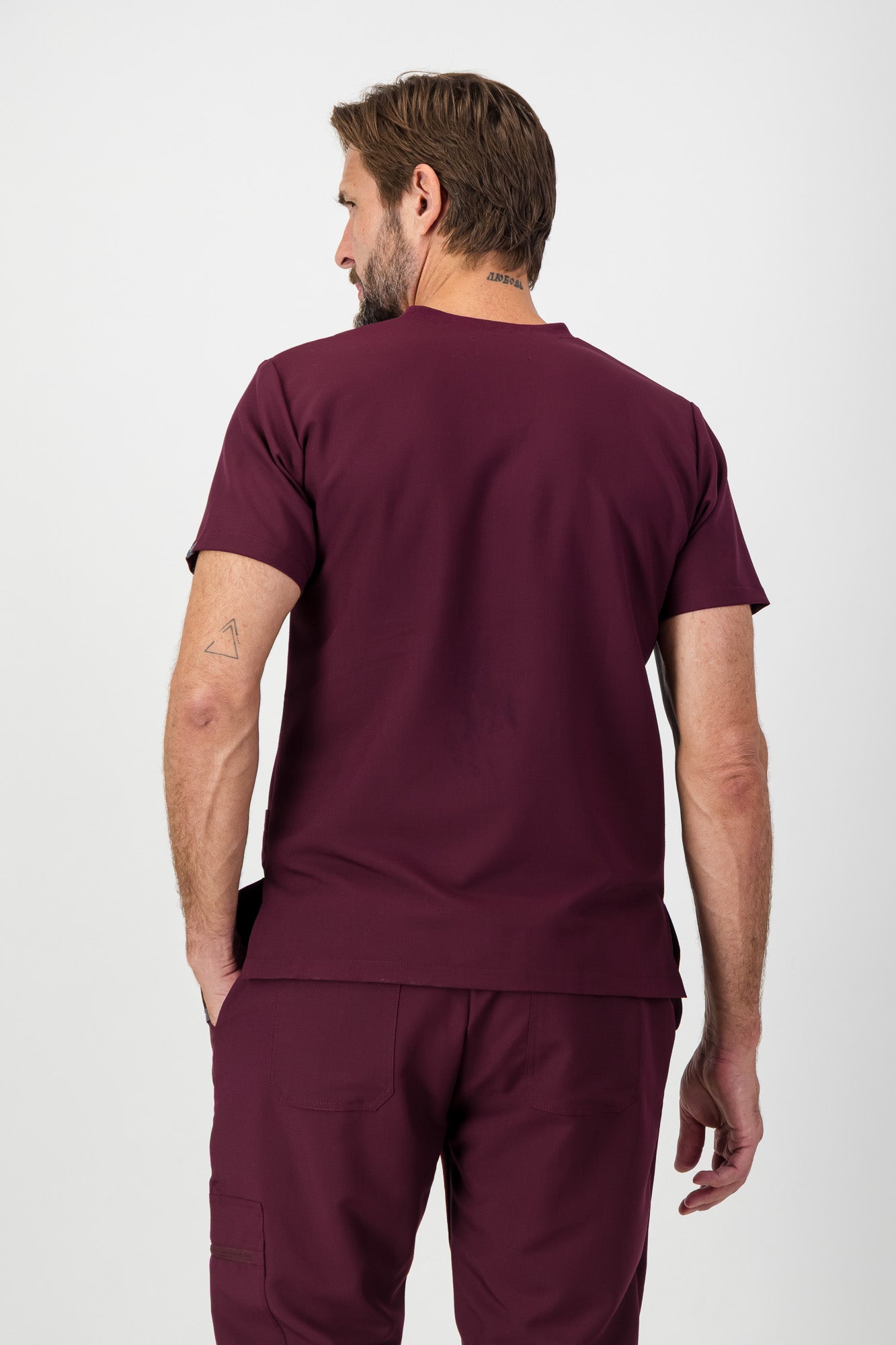 The Alexander Men's Scrub Top - Burnt Cherry