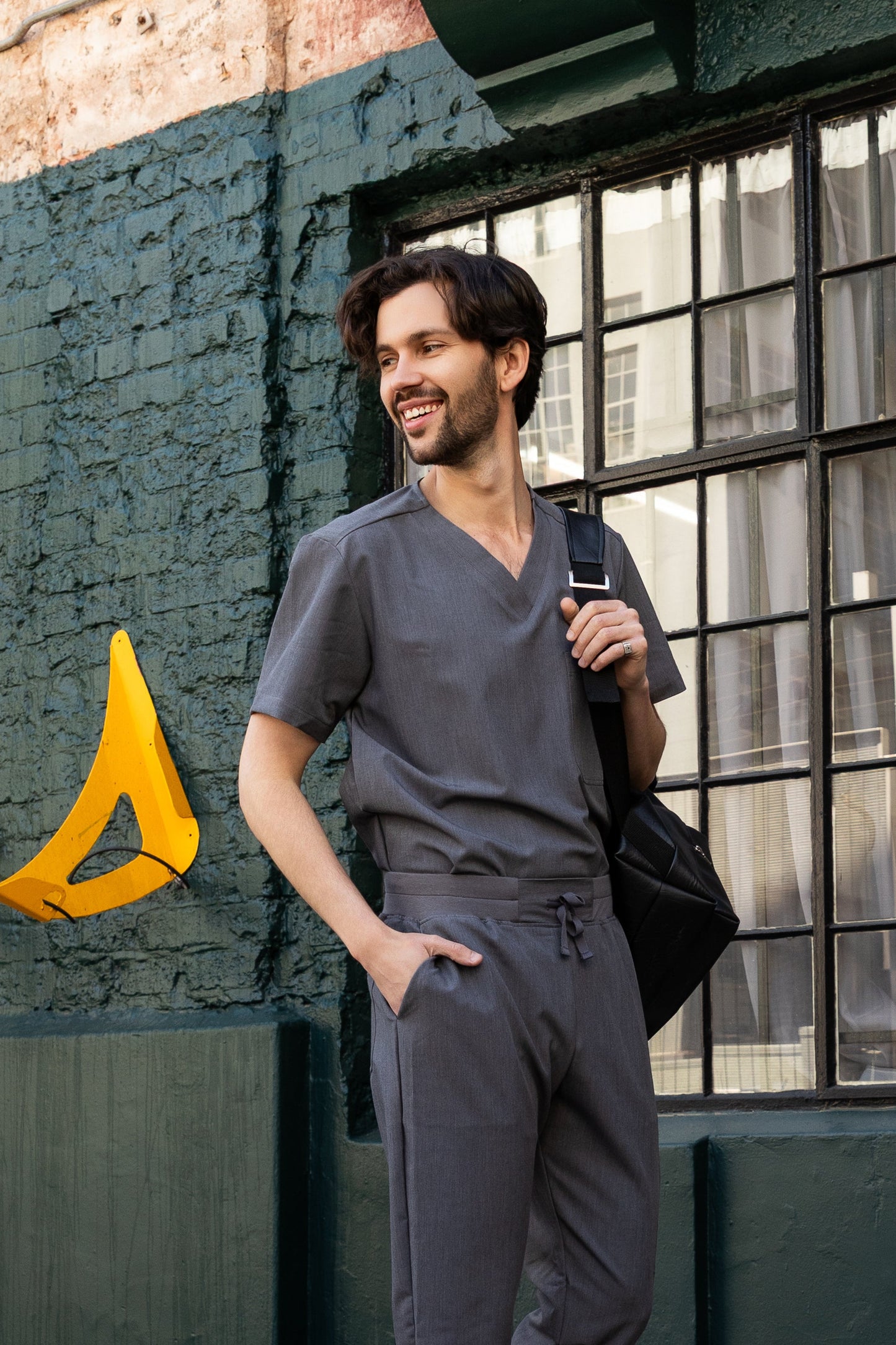The Chris Men's Scrub Top - Graphite
