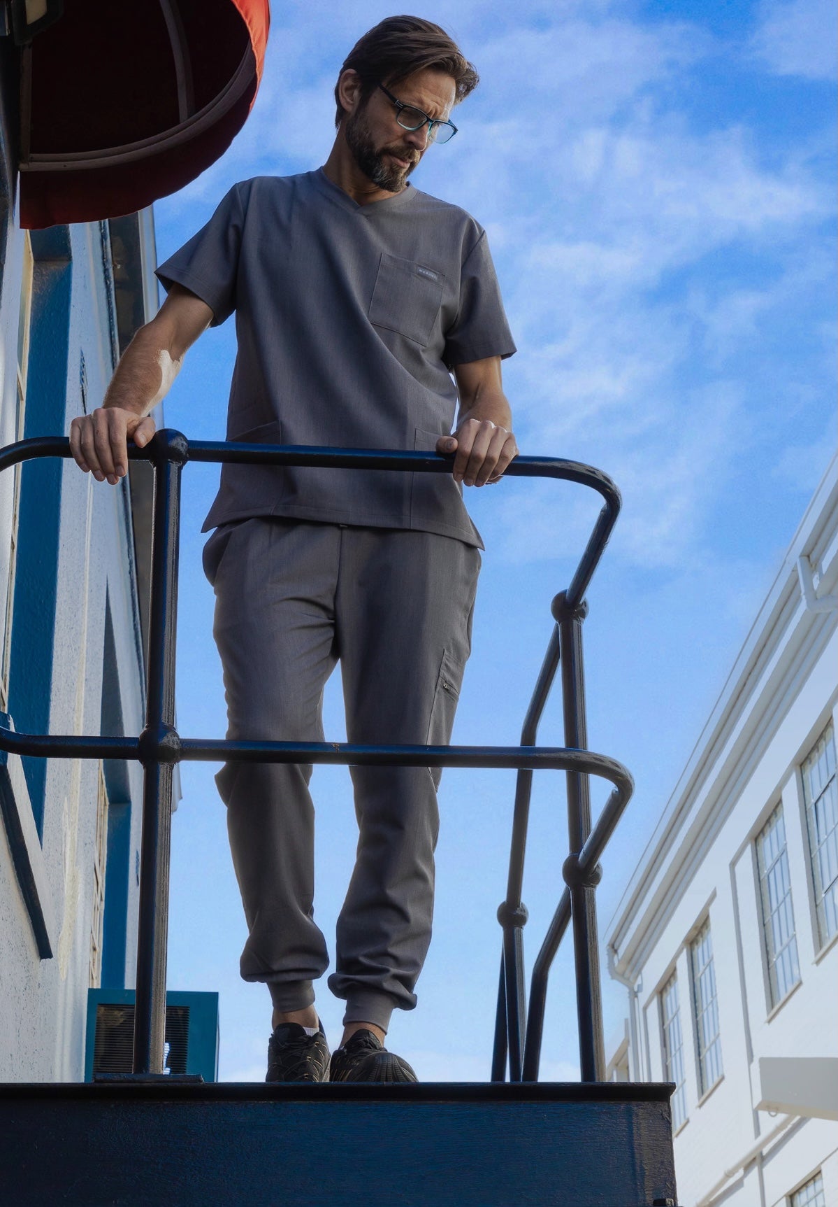 The Mens Scrub Jogger - Graphite