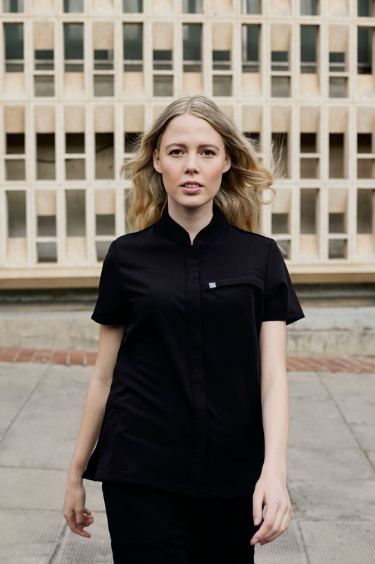 The Charlotte Women's Scrub Top - Black