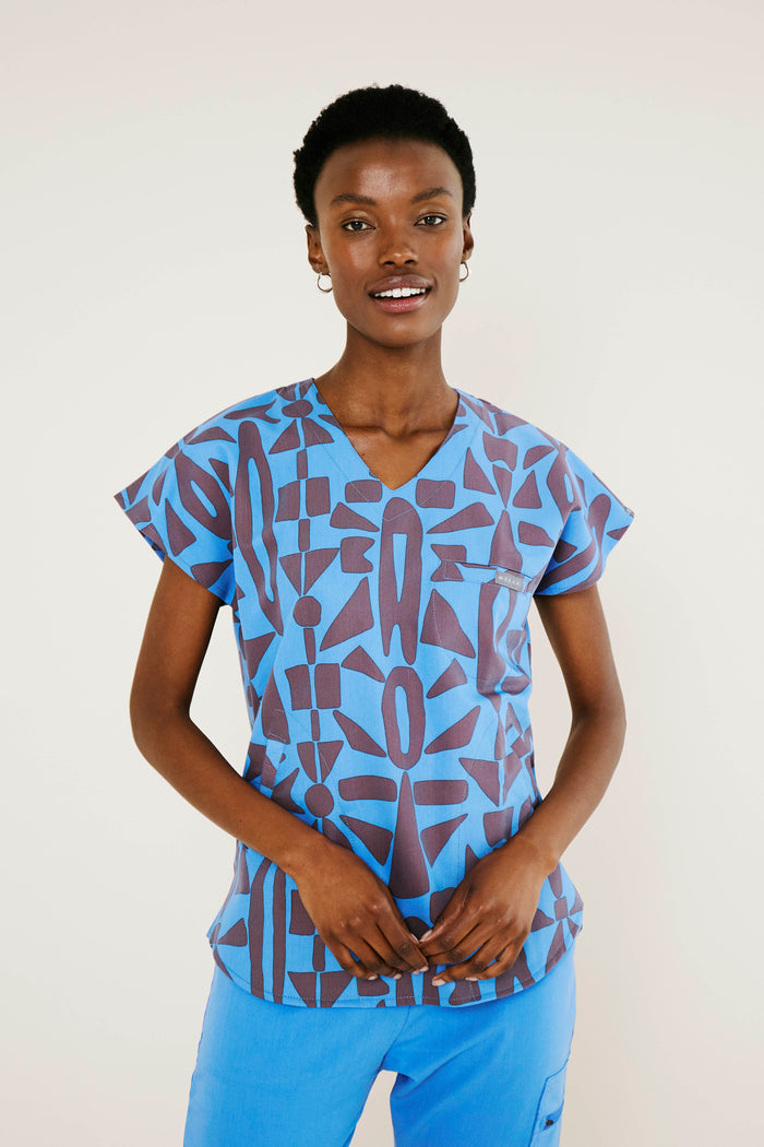 The Coco Women's Scrub Top - Makeba Print - Meraki Scrubs