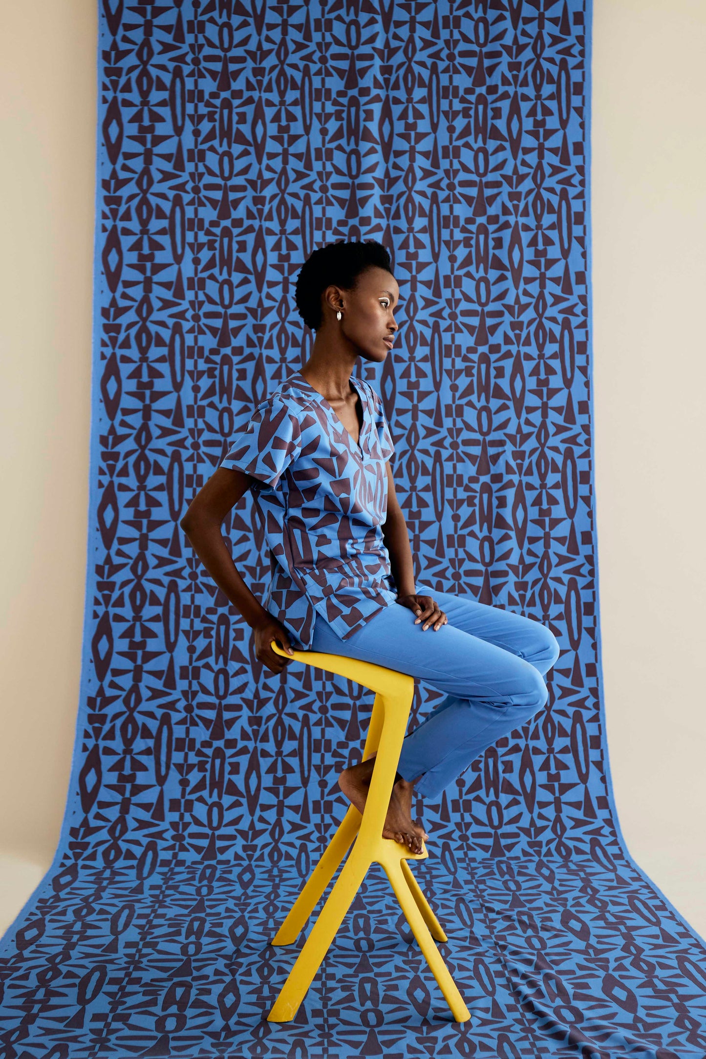 The Marie Women's Scrub Top - Makeba Print